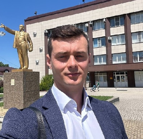 Коммунист-депутат Артем Белобрицкий – о своей позиции при выборах главы Выселковского района