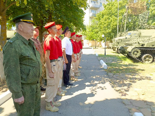 Каневские юнармейцы под руководством коммуниста-депутата провели военно-полевые сборы